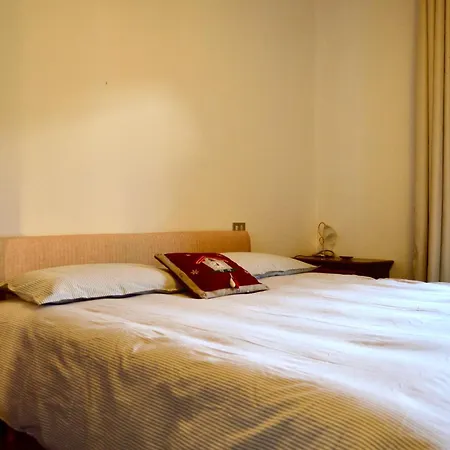 Casa Alpina Place アパート *